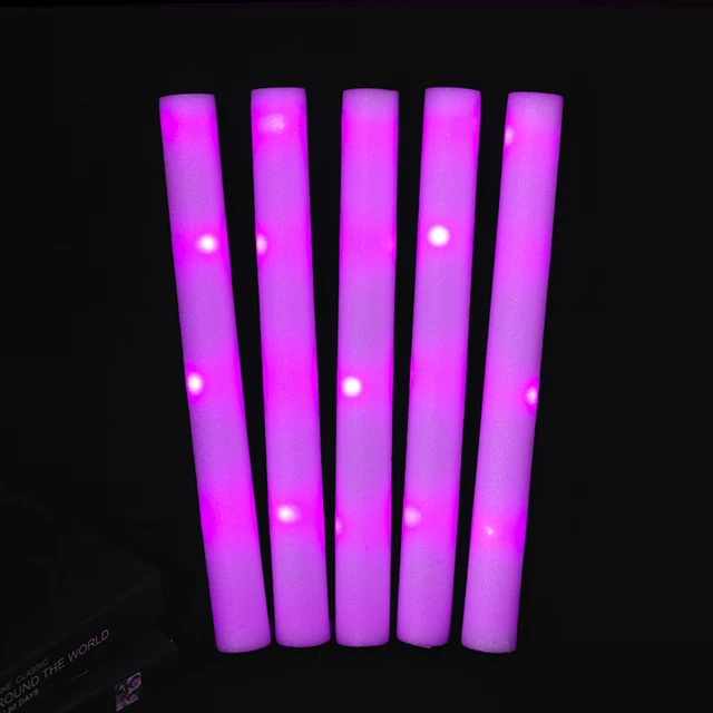 12/15/30/60 adet toplu renkli LED parlayan çubuklar RGB LED Glow köpük sopa Cheer tüp koyu ışık doğum günü düğün parti malzemeleri