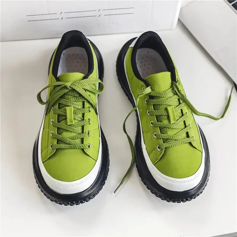 2023 erkekler kanvas ayakkabılar rahat ayakkabılar sokak moda gençlik düz paten ayakkabı Sneakers loafer'lar yeni yaz nefes rahat vahşi