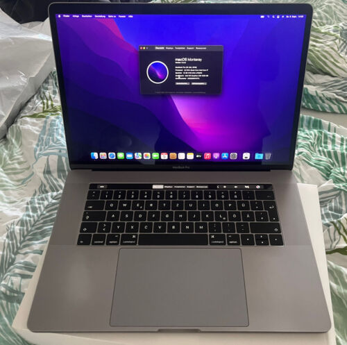 Apple Macbook Pro 15,4 Zoll 16GB RAM/256GB SSD
