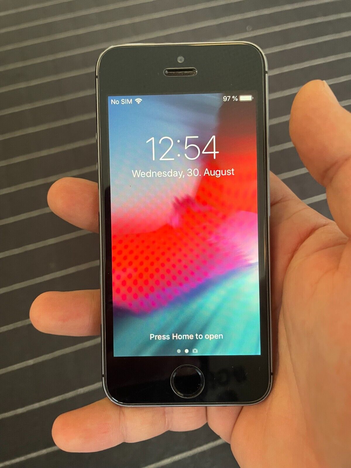 Apple iPhone 5s - 16GB - Space Grau (Ohne Simlock) A1457 (GSM)