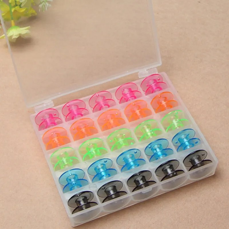 25 adet/takım plastik konuları Bobbins dikiş makinesi makaralar DIY nakış terzilik aksesuarları ev giysileri dikiş araçları