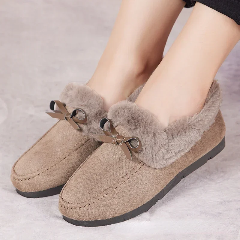 Kadınlar kış rahat ayakkabılar yeni mokasen yumuşak düz kaymaz loafer'lar moda konfor sıcak peluş yay kadın pamuklu ayakkabılar üzerinde kayma
