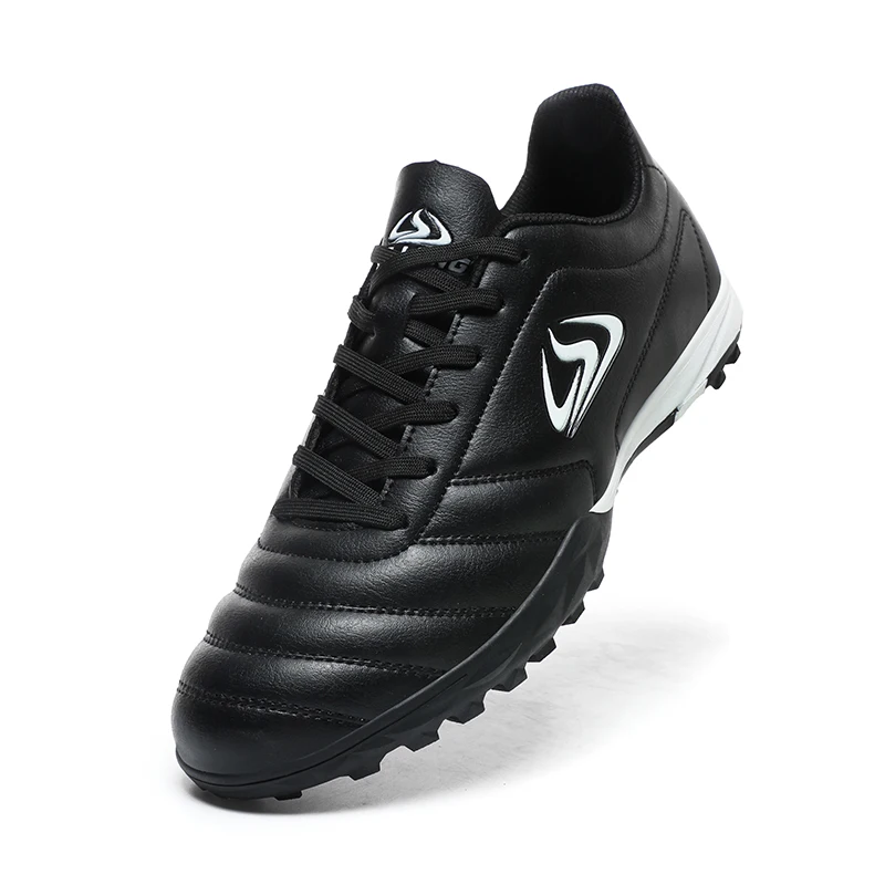 Profesyonel erkekler futbol ayakkabıları yetişkin futbol Sneakers kapalı yeni Futsal Ultralight kaymaz spor aşınmaya dayanıklı Footboot çizmeler