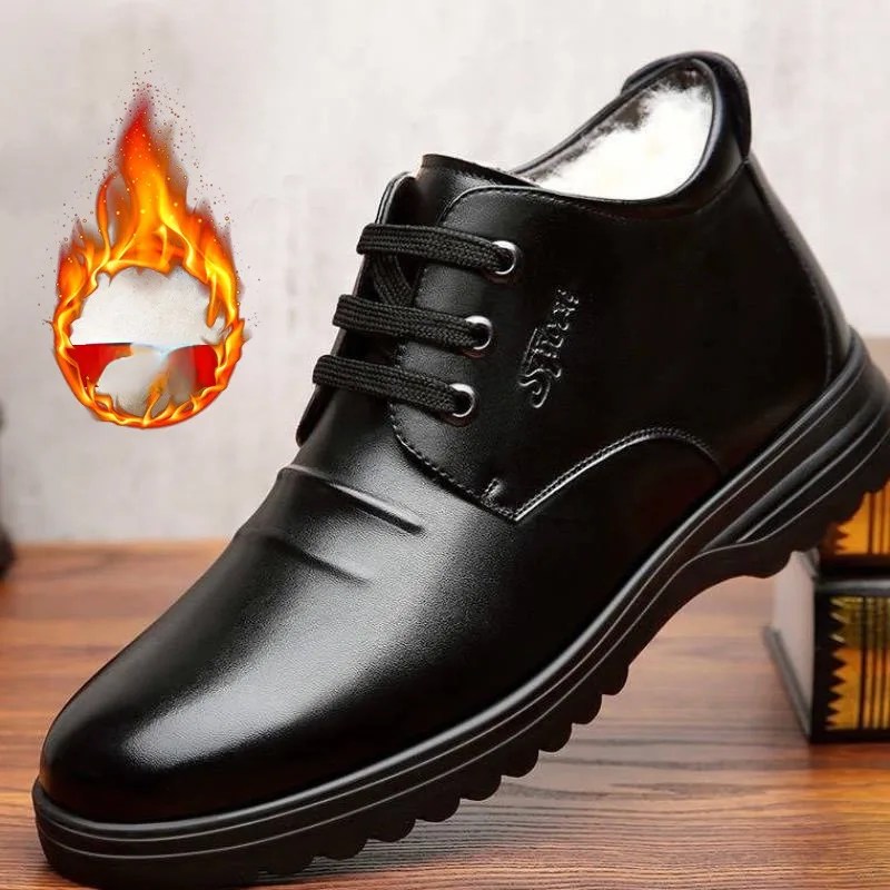 Yeni adam hakiki deri kar peluş kalınlaşmak erkek çizme el yapımı kış bağcıklı ayakkabı rahat yarım çizmeler loafer'lar erkekler