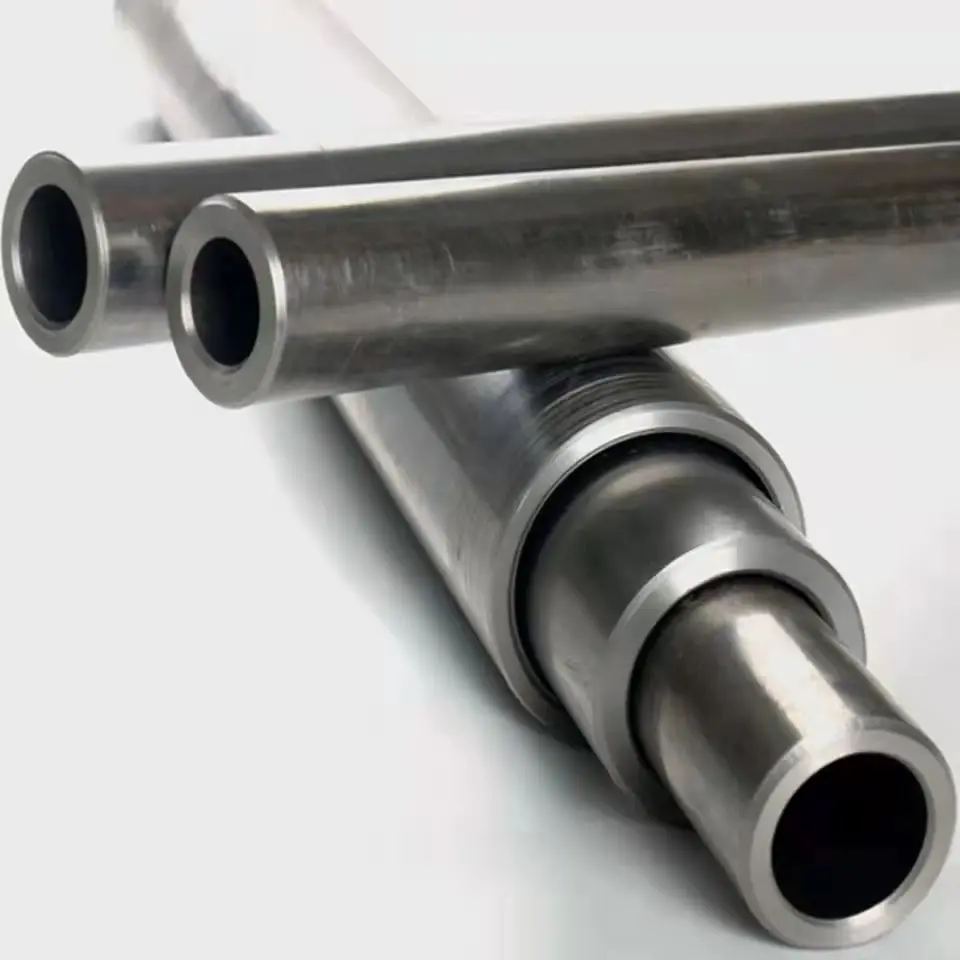 22mm KAYNAKSIZ ÇELİK BORU hidrolik alaşımlı hassas çelik borular patlamaya dayanıklı TubeInside ve dış ayna pah 42crmo