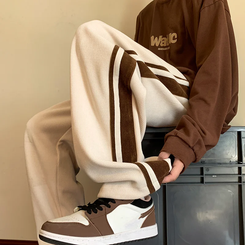 Baggy çizgili Sweatpants erkekler için düz bacak pantolon moda Hip Hop Streetwear Harajuku pantolon rahat dipleri Y2K erkek giysileri