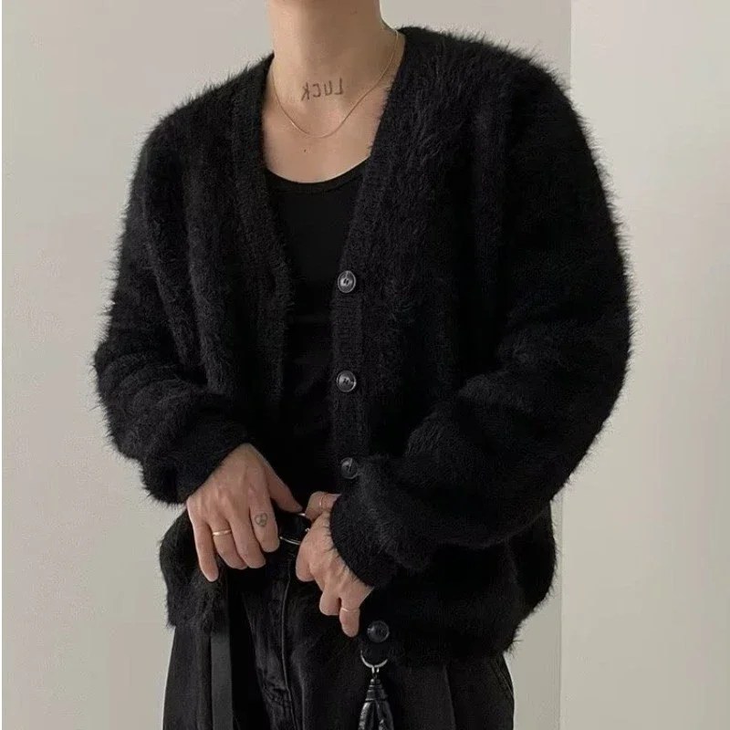 Erkek örme lüks düğme hırka Sweatercoat Casual uzun kollu V boyun düz renk Vintage kore sonbahar giyim