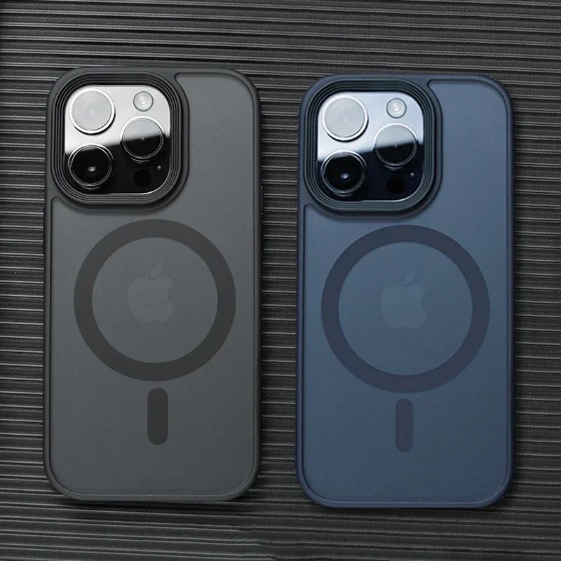 Mat saydam buzlu telefon kılıfı için IPhone 15 14 13 12 11 Pro Max artı manyetik kılıf Magsafe kablosuz şarj kapağı