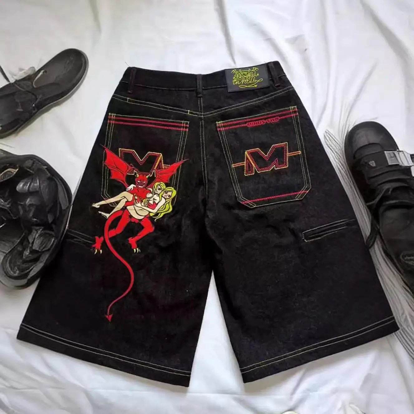 Y2k avrupa ve amerikan Hip-hop Denim şort erkekler için bahar ve yaz trendi geniş bacaklar pantolon gevşek rahat kırpılmış pantolon - Görsel 2