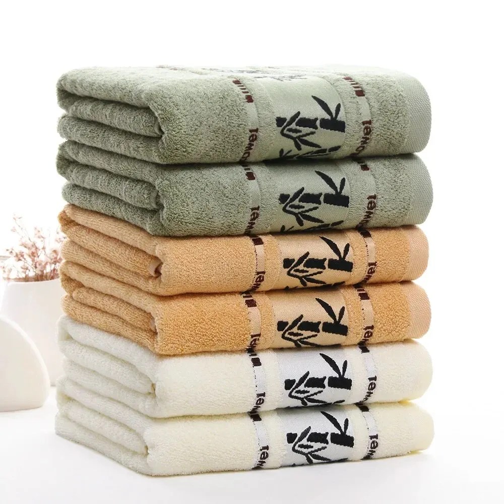 Yaz kalınlaşmış bambu elyaf jakarlı banyo havlusu 70*140 yetişkin ev kullanımı için üretici tarafından doğrudan tedarik